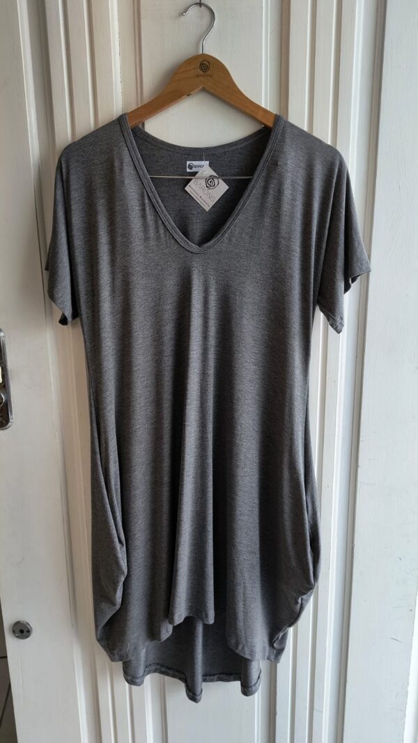 Vestido curto malha com bolso
