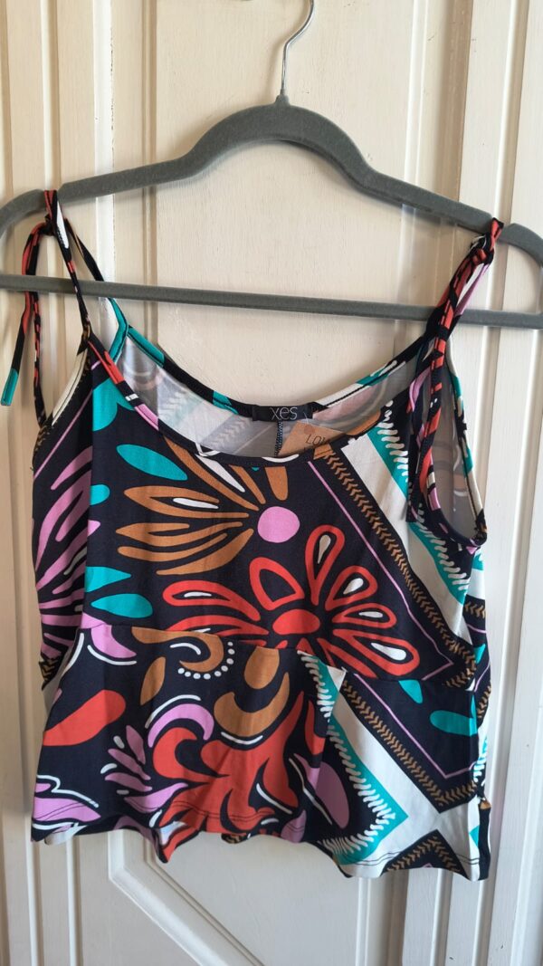 Blusa Preguinhas alça fina Estampa Lenço
